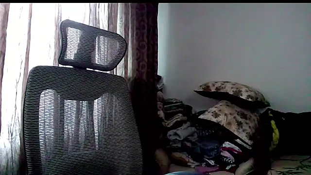 Snapshot of SexxyLety chatting on June 26, 2026, 11:25 am SexxyLety online show from June 26, 2026, 11:25 am