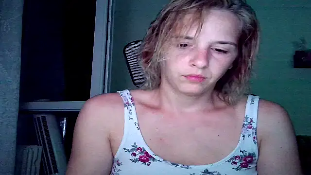 Snapshot of SexxyLety chatting on July 15, 2026, 8:36 pm SexxyLety online show from July 15, 2026, 8:36 pm