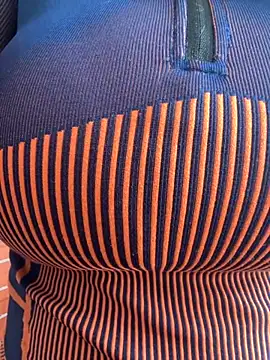 emma tour online show from November 28, 2025, 3:58 pm