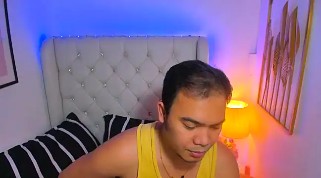 AsianZero online show from February 9, 2025, 8:13 pm