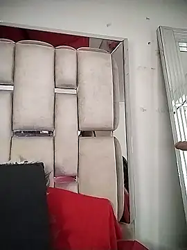 chelaqueen  online show from January 15, 2026, 8:56 pm