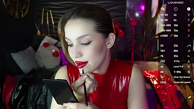 Snapshot of MistressDarsy chatting on October 15, 2025, 2:28 pm MistressDarsy online show from October 15, 2025, 2:28 pm