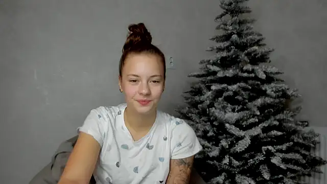 Snapshot of why_again_me chatting on December 13, 2024, 6:59 pm why again me online show from December 13, 2024, 6:59 pm