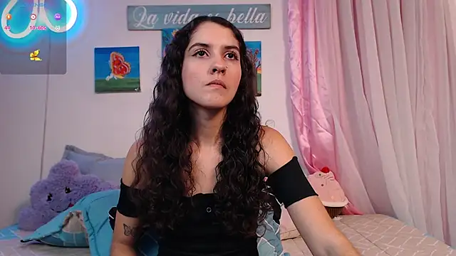 Snapshot of lailypink chatting on December 7, 2024, 2:31 am lailypink online show from December 7, 2024, 2:31 am