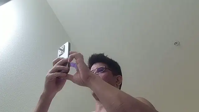 SebastianReiss online show from March 4, 2026, 4:51 am