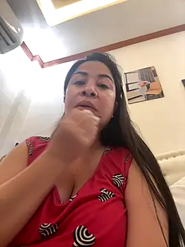 Tightwetholesxx online show from October 9, 2025, 3:21 pm