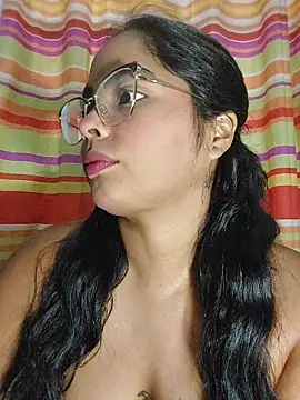 Snapshot of missmelissa_ chatting on November 25, 2025, 12:05 pm missmelissa online show from November 25, 2025, 12:05 pm