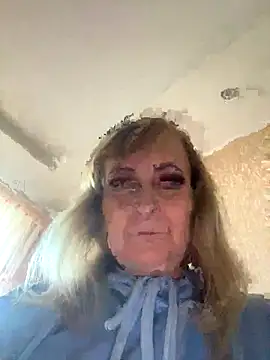 Irina2909xh online show from November 19, 2025, 12:16 pm