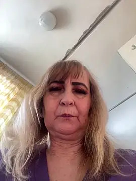 Irina2909xh online show from January 16, 2026, 12:09 pm