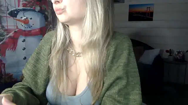 RubiLakros online show from November 30, 2025, 11:36 am