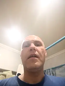 Sam Colt online show from April 17, 2026, 5:32 am