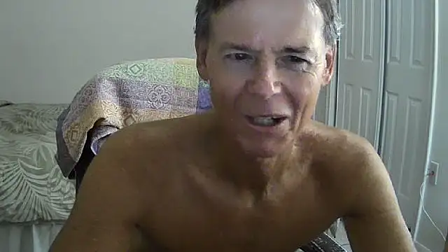 Snapshot of nakeedcowboi65 chatting on October 24, 2025, 8:44 am nakeedcowboi65 online show from October 24, 2025, 8:44 am