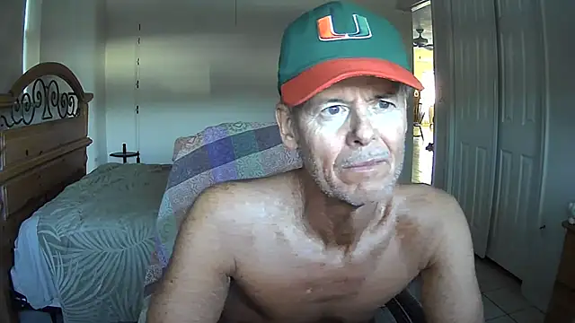 Snapshot of nakeedcowboi65 chatting on January 8, 2026, 10:01 pm nakeedcowboi65 online show from January 8, 2026, 10:01 pm
