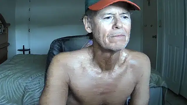 Snapshot of nakeedcowboi65 chatting on January 10, 2026, 10:14 pm nakeedcowboi65 online show from January 10, 2026, 10:14 pm