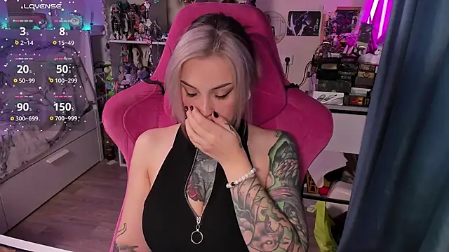 ChloeKohaku online show from February 5, 2026, 4:06 am