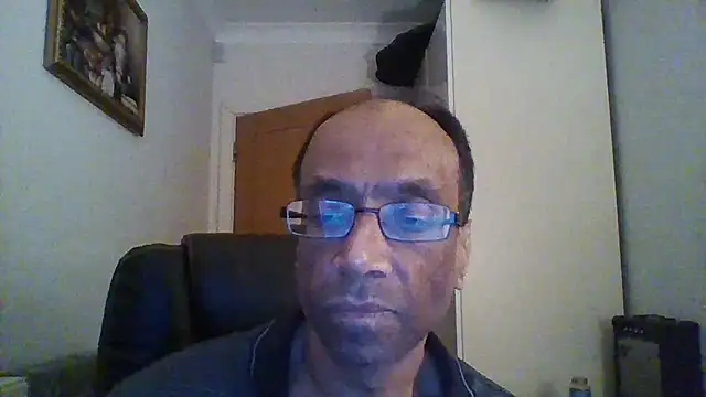 rauncher1 online show from March 16, 2025, 11:47 pm