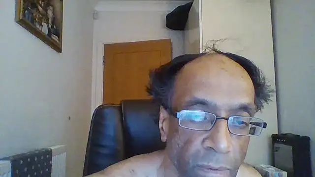 rauncher1 online show from September 19, 2025, 9:11 am