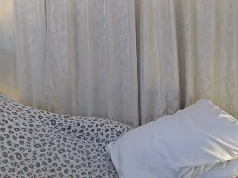 Snapshot of nareethai chatting on March 1, 2025, 8:13 am nareethai online show from March 1, 2025, 8:13 am