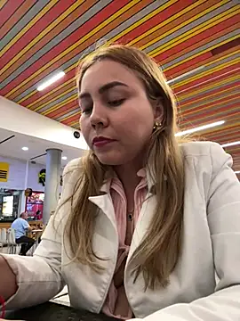 Snapshot of Brittanyrosexx chatting on February 24, 2026, 8:18 pm Brittanyrosexx online show from February 24, 2026, 8:18 pm