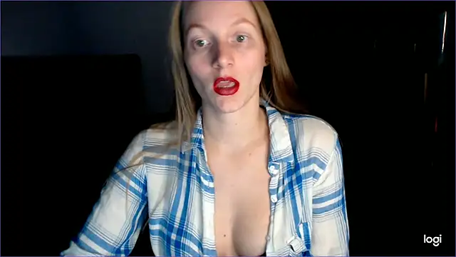 Snapshot of Shantidol chatting on October 11, 2025, 8:51 pm Shantidol online show from October 11, 2025, 8:51 pm