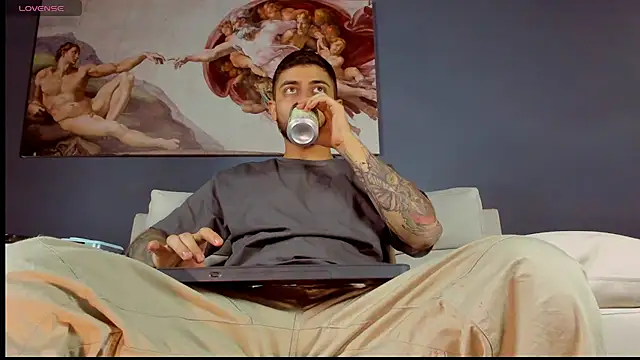 alessandro duty online show from February 27, 2026, 1:27 am