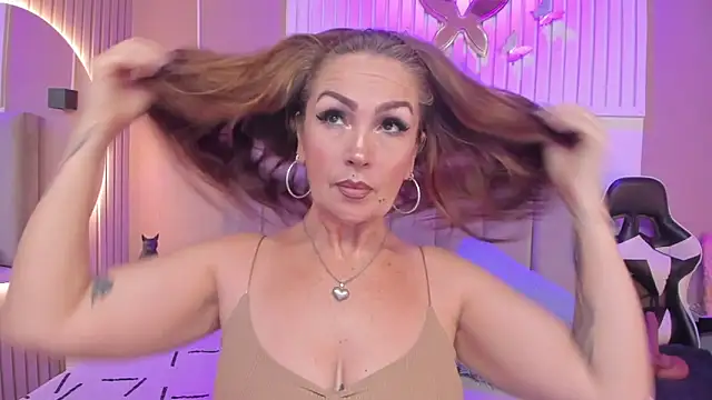 chantall1375 online show from June 10, 2026, 3:39 am