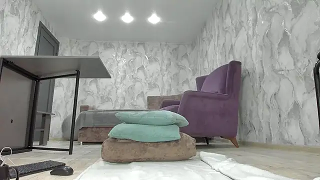 succubus online show from December 3, 2025, 7:38 am