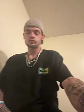 cumgitsumdic online show from April 15, 2026, 10:10 pm