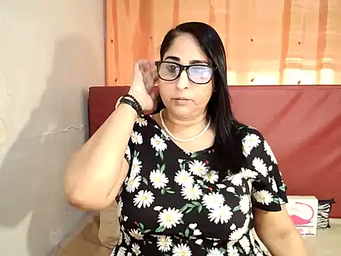 Indiankushy online show from February 3, 2026, 4:23 pm