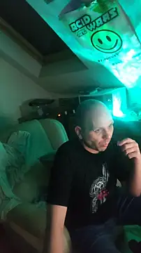 Snapshot of hardcap chatting on November 11, 2025, 12:54 am hardcap online show from November 11, 2025, 12:54 am