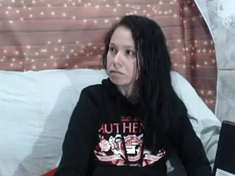 Snapshot of Venusluxodomme chatting on November 6, 2025, 7:26 pm Venusluxodomme online show from November 6, 2025, 7:26 pm