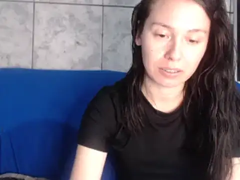 Venusluxodomme online show from August 7, 2026, 11:18 pm
