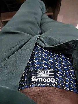 rocksred1 online show from January 17, 2026, 8:01 pm