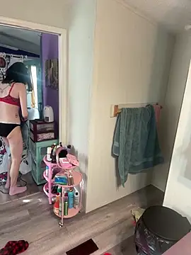 lolabunny9 online show from December 17, 2025, 2:56 pm