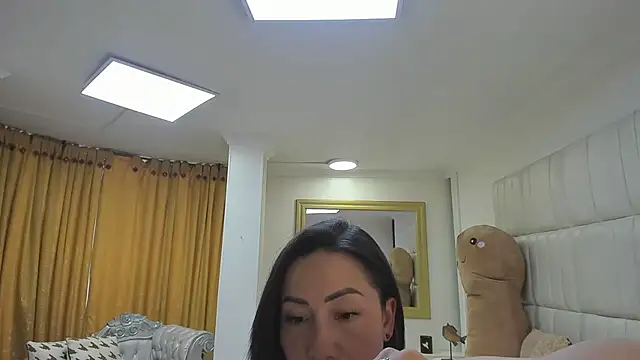 gaby trent online show from December 13, 2025, 7:53 pm