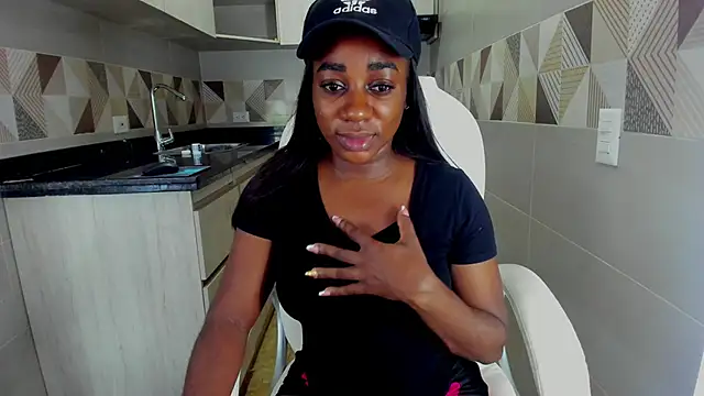 cristaaalclocks1 online show from January 27, 2025, 4:11 pm