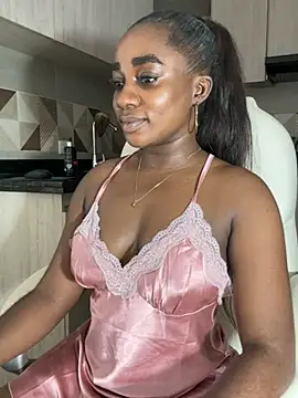 cristaaalclocks1 online show from March 14, 2025, 1:24 pm