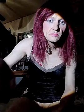 Snapshot of KandiK37 chatting on October 25, 2025, 6:13 pm KandiK37 online show from October 25, 2025, 6:13 pm