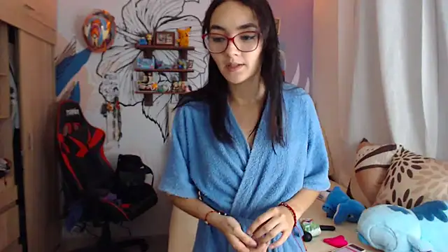 LinzyBaner online show from September 26, 2025, 11:31 pm