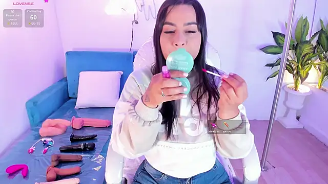 Snapshot of Pamela_roberts chatting on December 19, 2024, 11:50 am Pamela roberts online show from December 19, 2024, 11:50 am