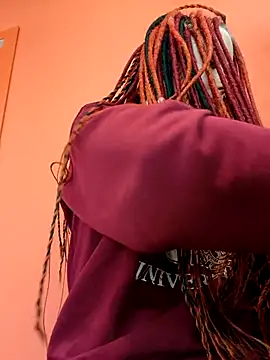 Snapshot of Frost_foxy chatting on October 17, 2025, 2:26 am Frost foxy online show from October 17, 2025, 2:26 am