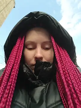 Frost foxy online show from April 11, 2026, 9:57 am