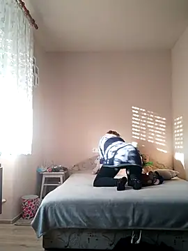 Elza01 online show from February 21, 2025, 6:51 am