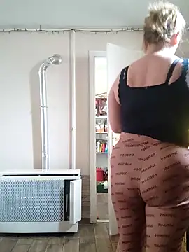 Elza01 online show from March 29, 2026, 7:41 am