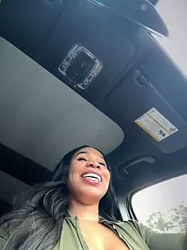 Snapshot of Belle___ chatting on December 28, 2024, 3:48 pm Belle online show from December 28, 2024, 3:48 pm