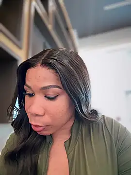 Snapshot of Belle___ chatting on March 8, 2025, 5:33 pm Belle online show from March 8, 2025, 5:33 pm