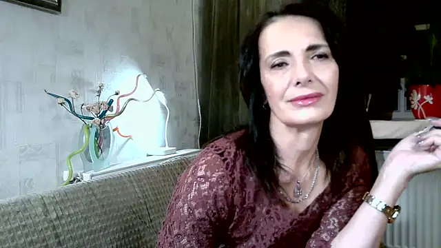 DreamMarianna online show from November 16, 2025, 10:15 pm