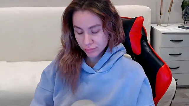 Snapshot of Mila_Jon chatting on January 11, 2025, 12:44 am Mila Jon online show from January 11, 2025, 12:44 am