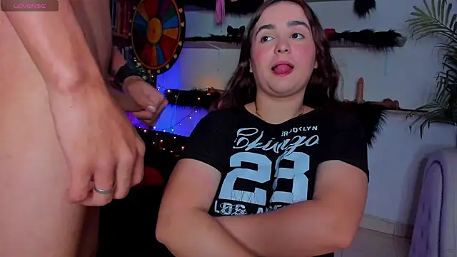 Shyfantasies online show from November 27, 2025, 6:04 am