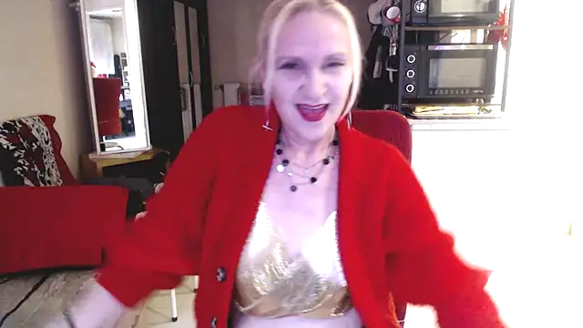 Snapshot of Ala-N-Dala chatting on March 1, 2025, 12:56 pm Ala-N-Dala online show from March 1, 2025, 12:56 pm